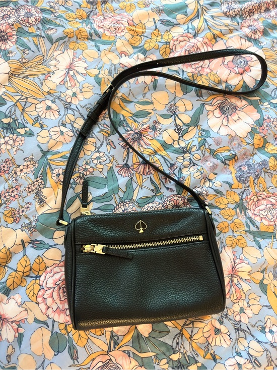 kate spade Handbags - kate spade Black Pebbled Leather Gold-Accent Crossbody Bag